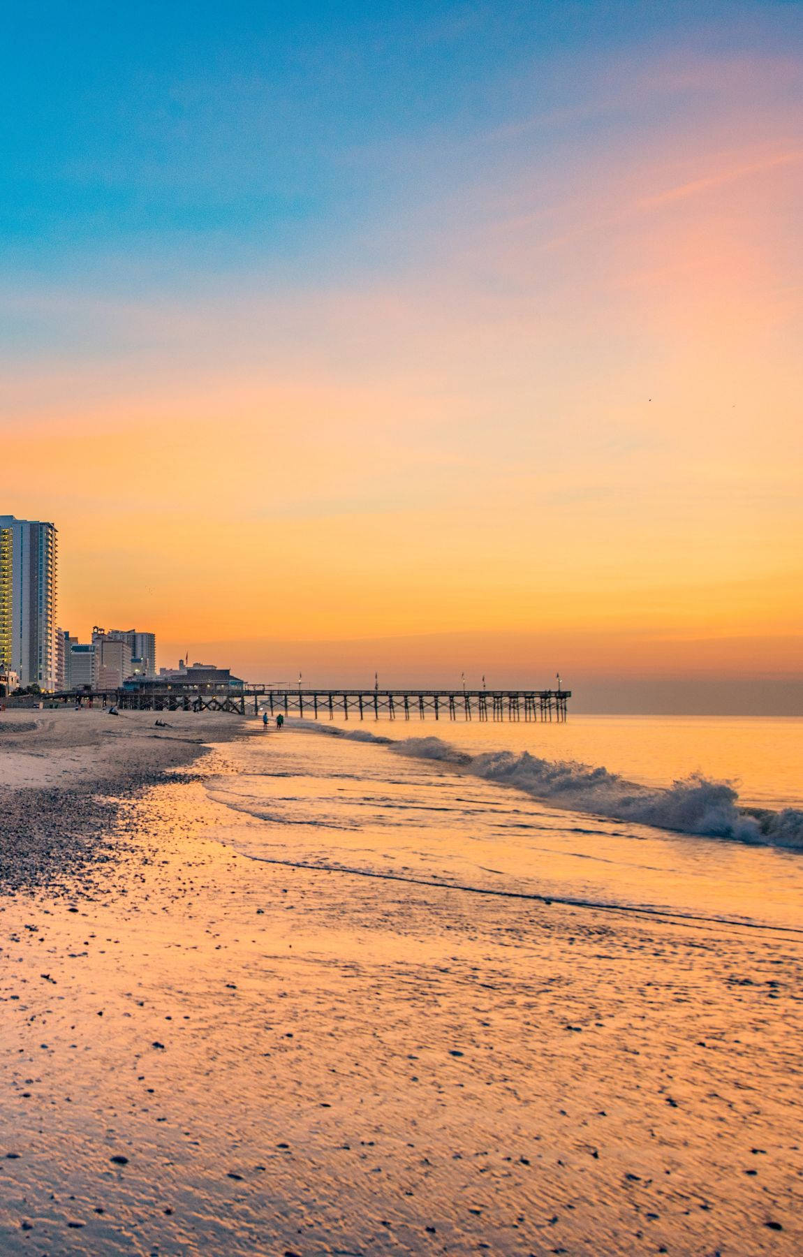 Colorful Sky On Beach Sunrise Wallpaper