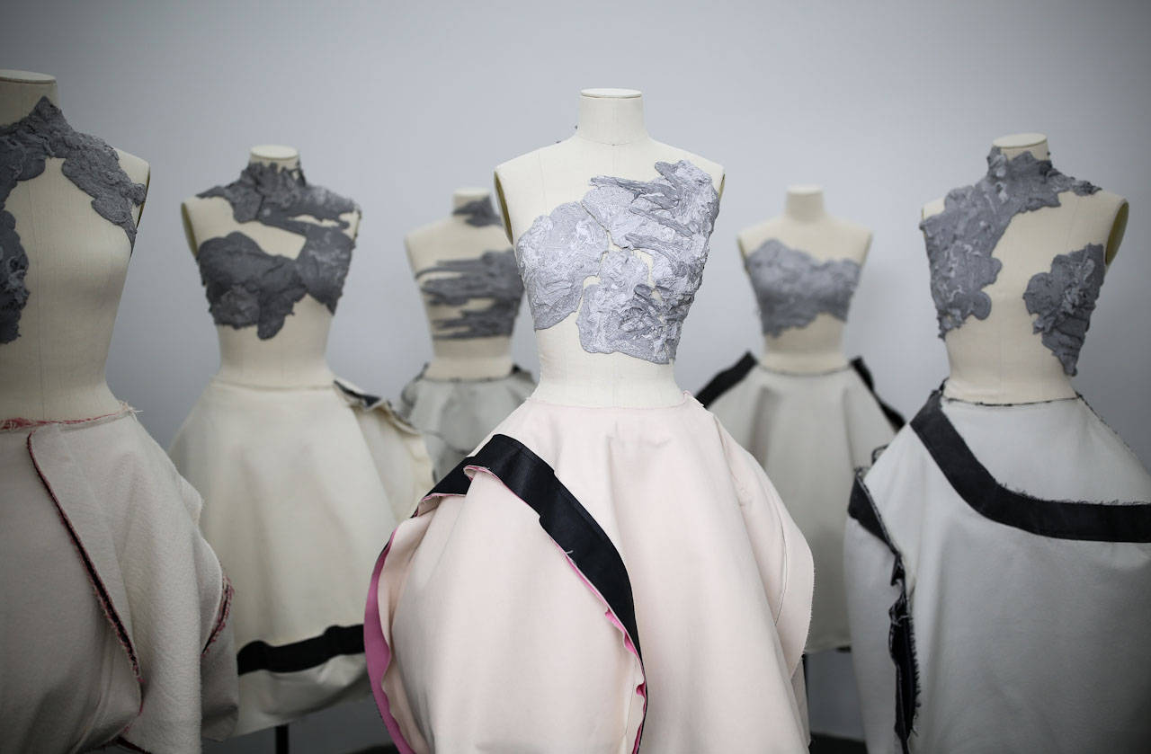 Comme Des Garçons Dresses In Mannequins Wallpaper