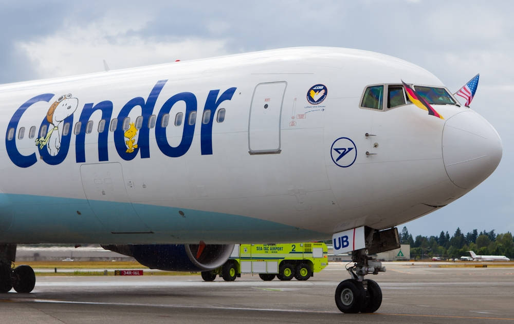 Condor Airlines Airplane Front Section Wallpaper