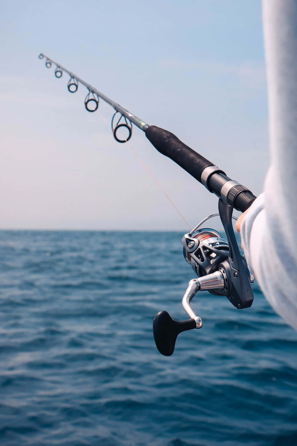 Cool Fishing Phone Screensaver Wallpaper