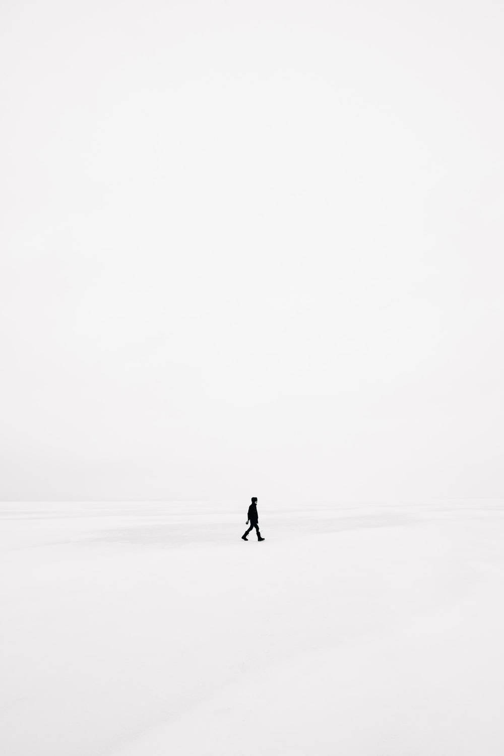 Cool Iphone White Walk Wallpaper