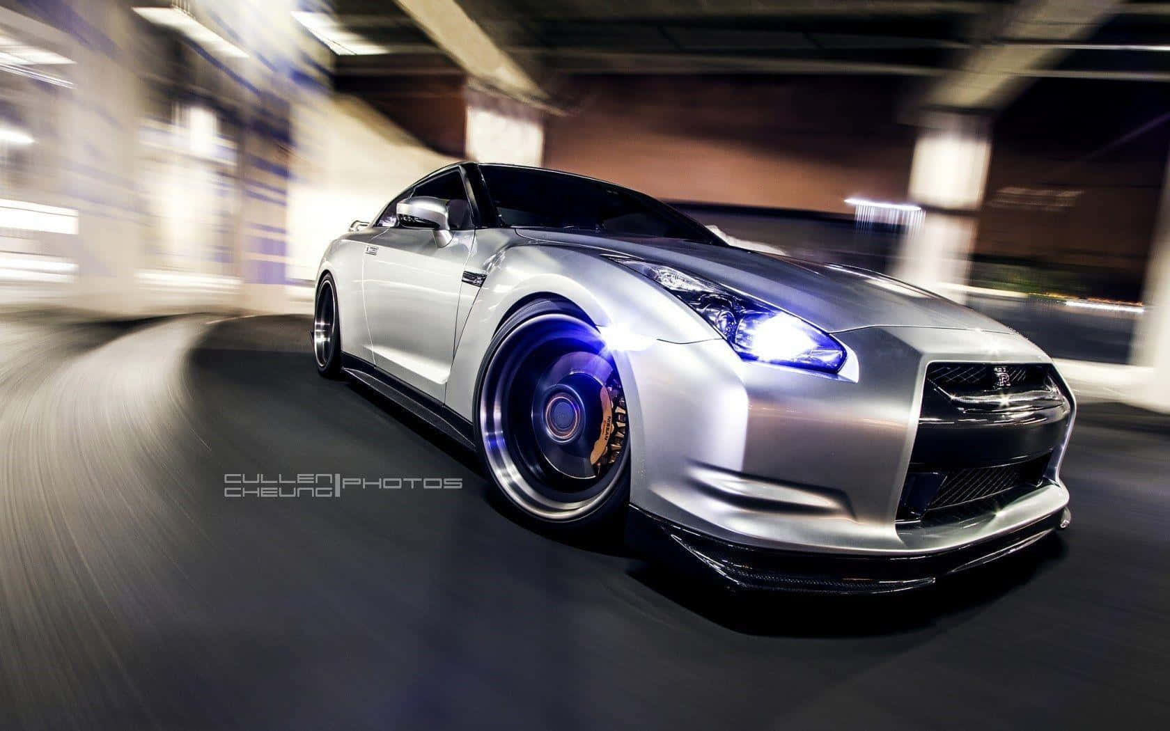 Cool Silver Gt-r Desktop Wallpaper