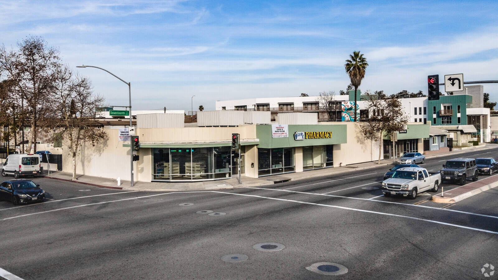 Corner Side Pharmacy Santa Ana Wallpaper