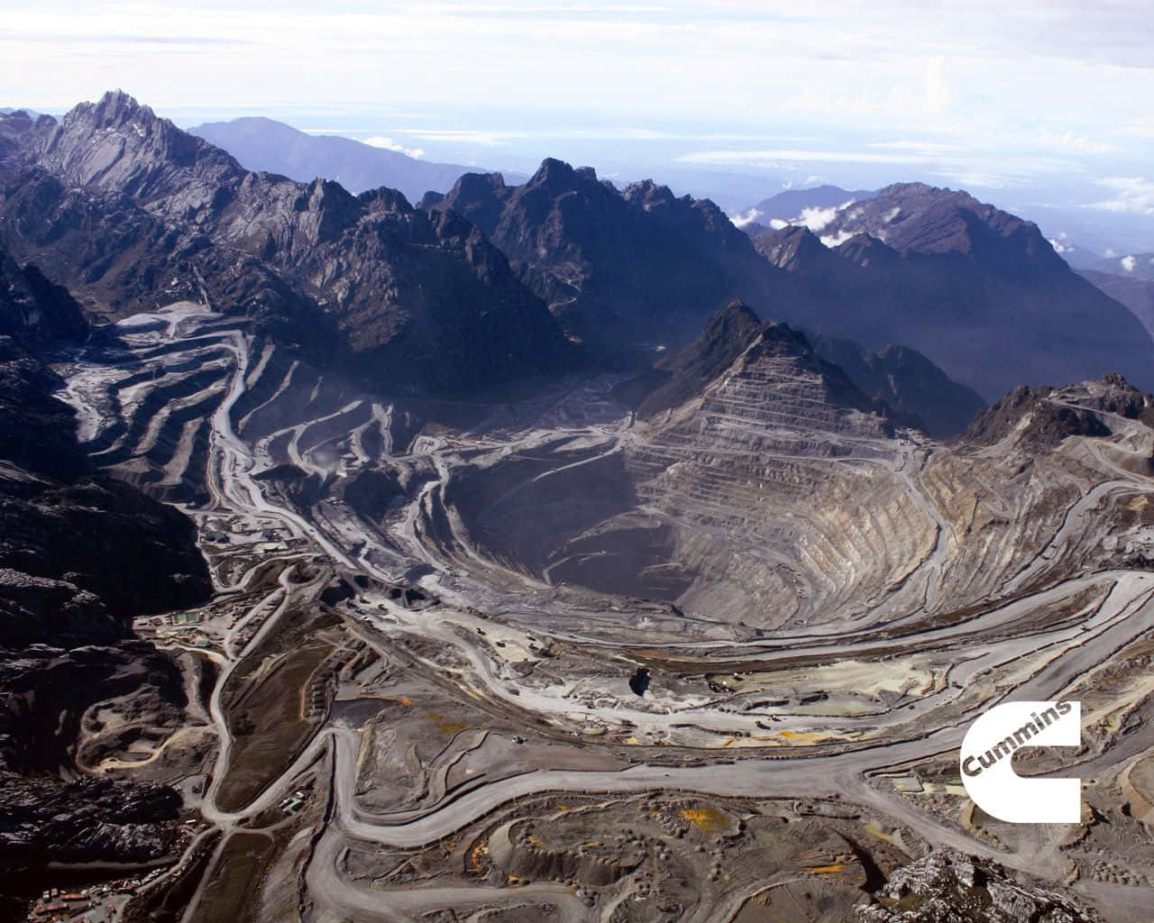 Cummins Vast Mining Quarry Wallpaper