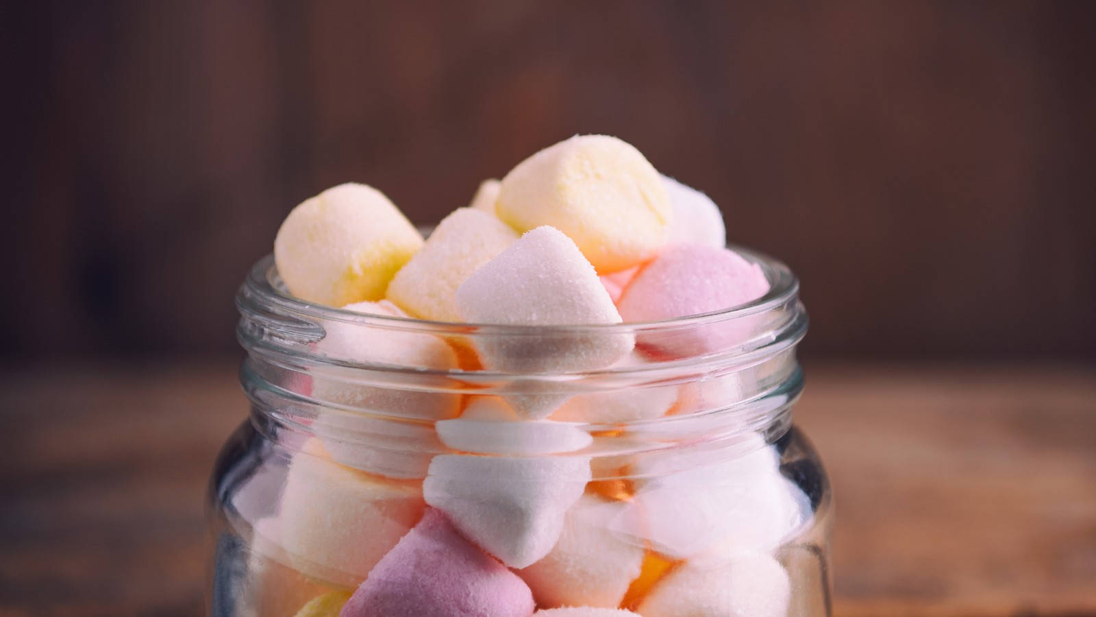 Cute Pastel Marshmallow Jar Wallpaper