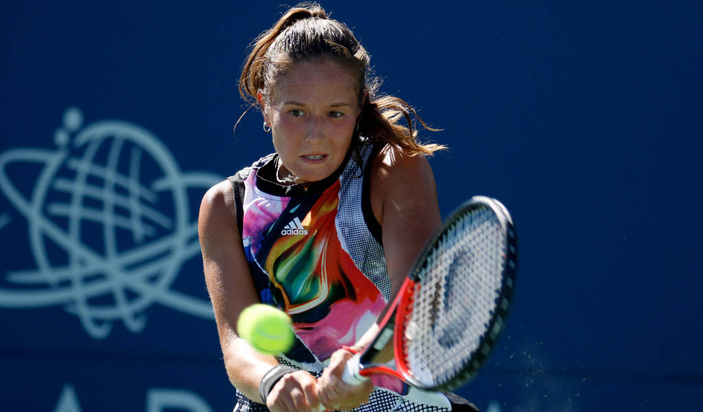 Daria Kasatkina In A Colorful Shirt Wallpaper