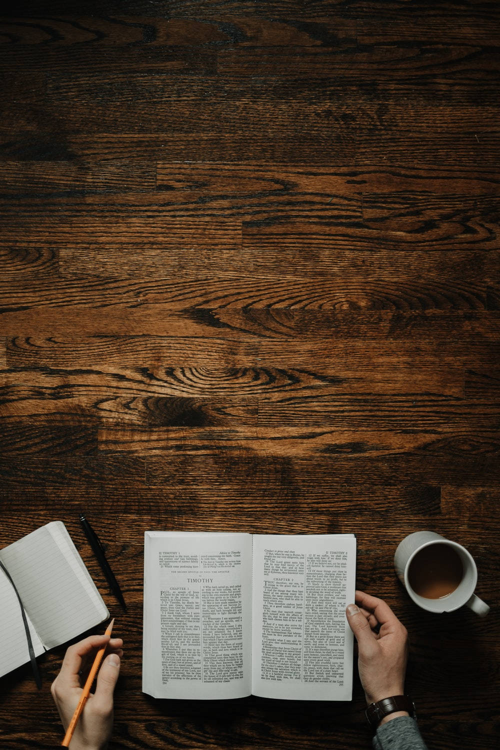 Dark Study Aesthetic Wooden Desk Wallpaper