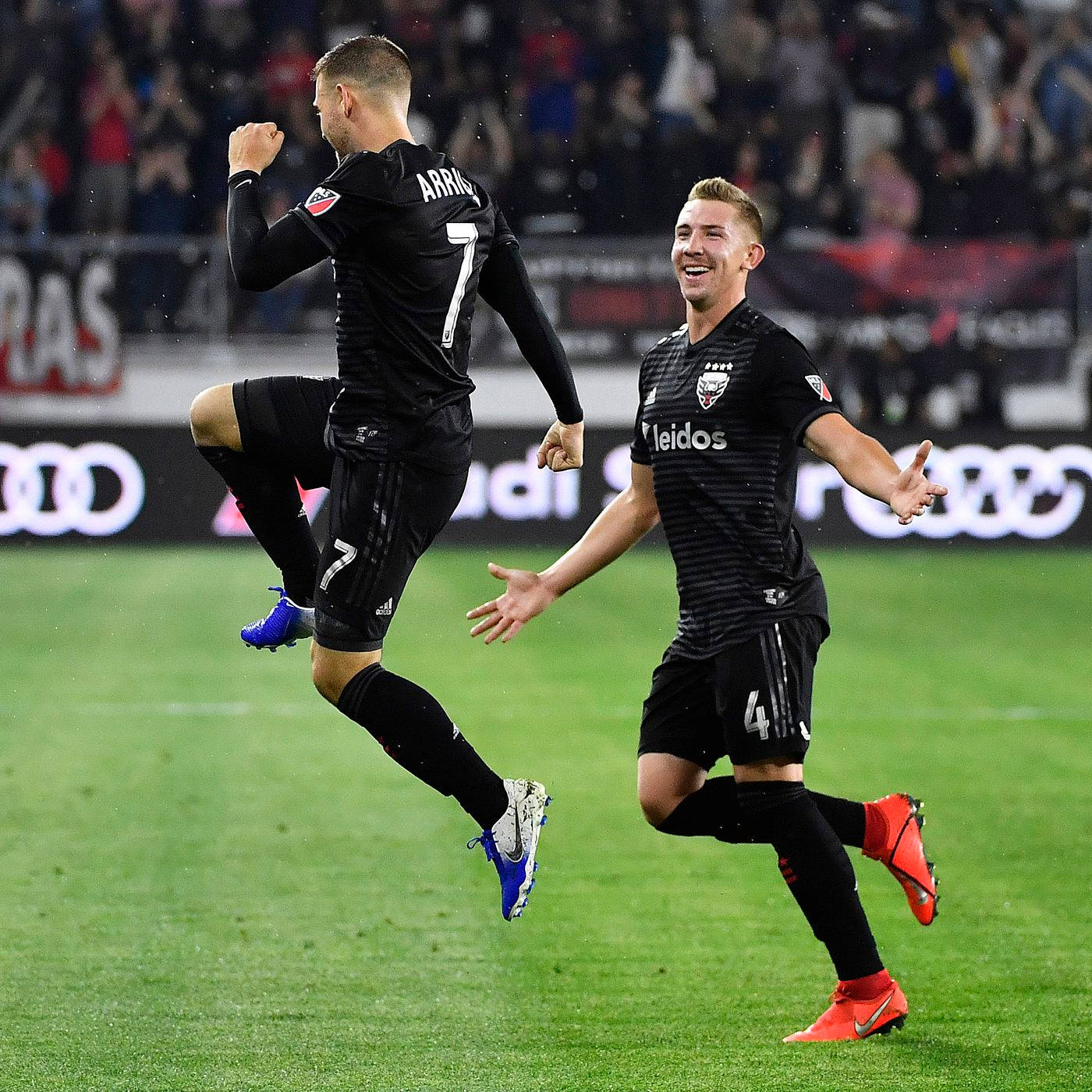 Dc United Paul Arriola Victory Jump Wallpaper