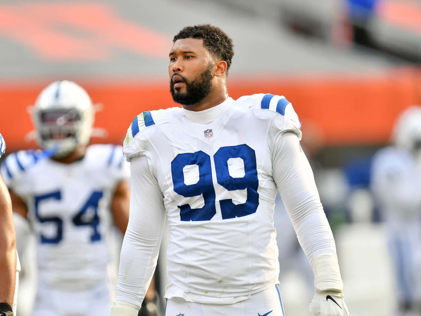 Deforest Buckner Indianapolis Colts Player Wallpaper
