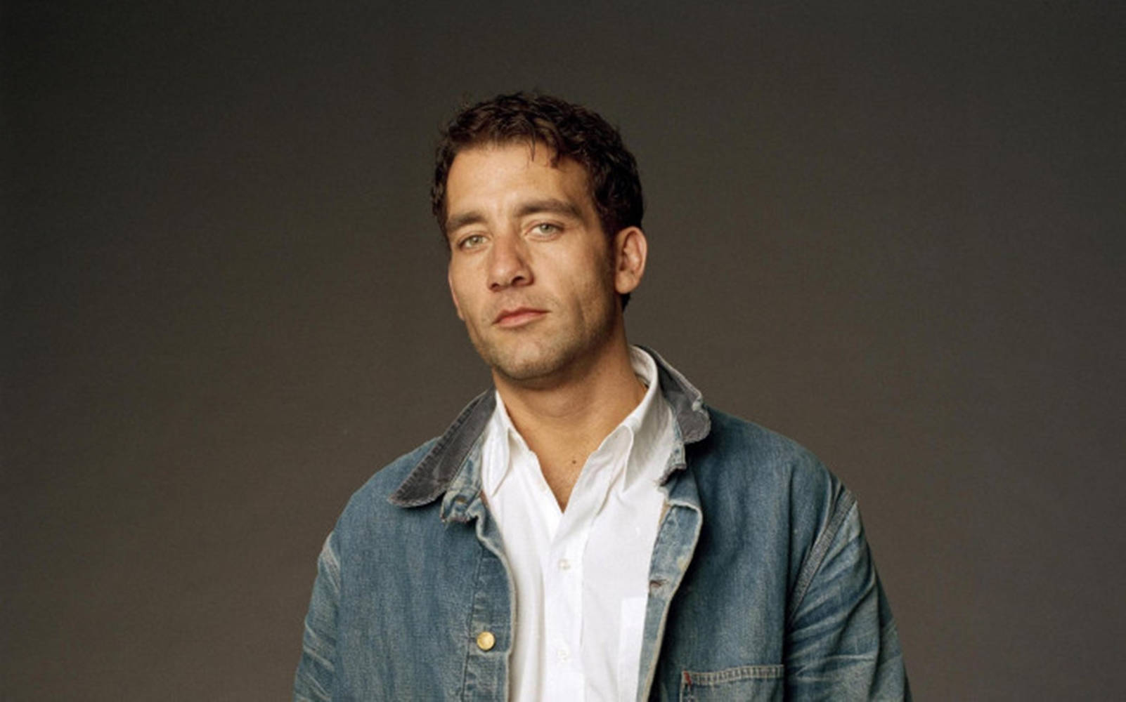 Denim Clive Owen Wallpaper