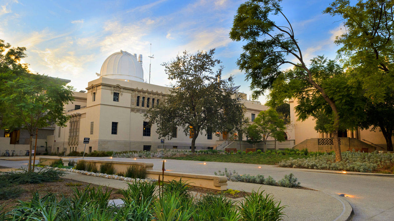 Division Office Of Gps At Caltech Wallpaper