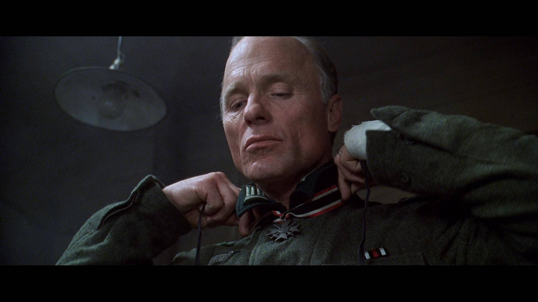 Ed Harris In The Role Of Sniping Expert, Erwin König, In Enemy At The Gates Wallpaper