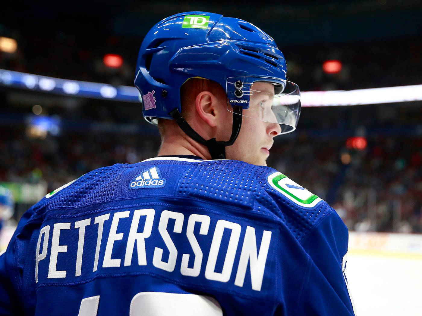 Elias Pettersson Vancouver Canucks Versus New York Rangers Wallpaper