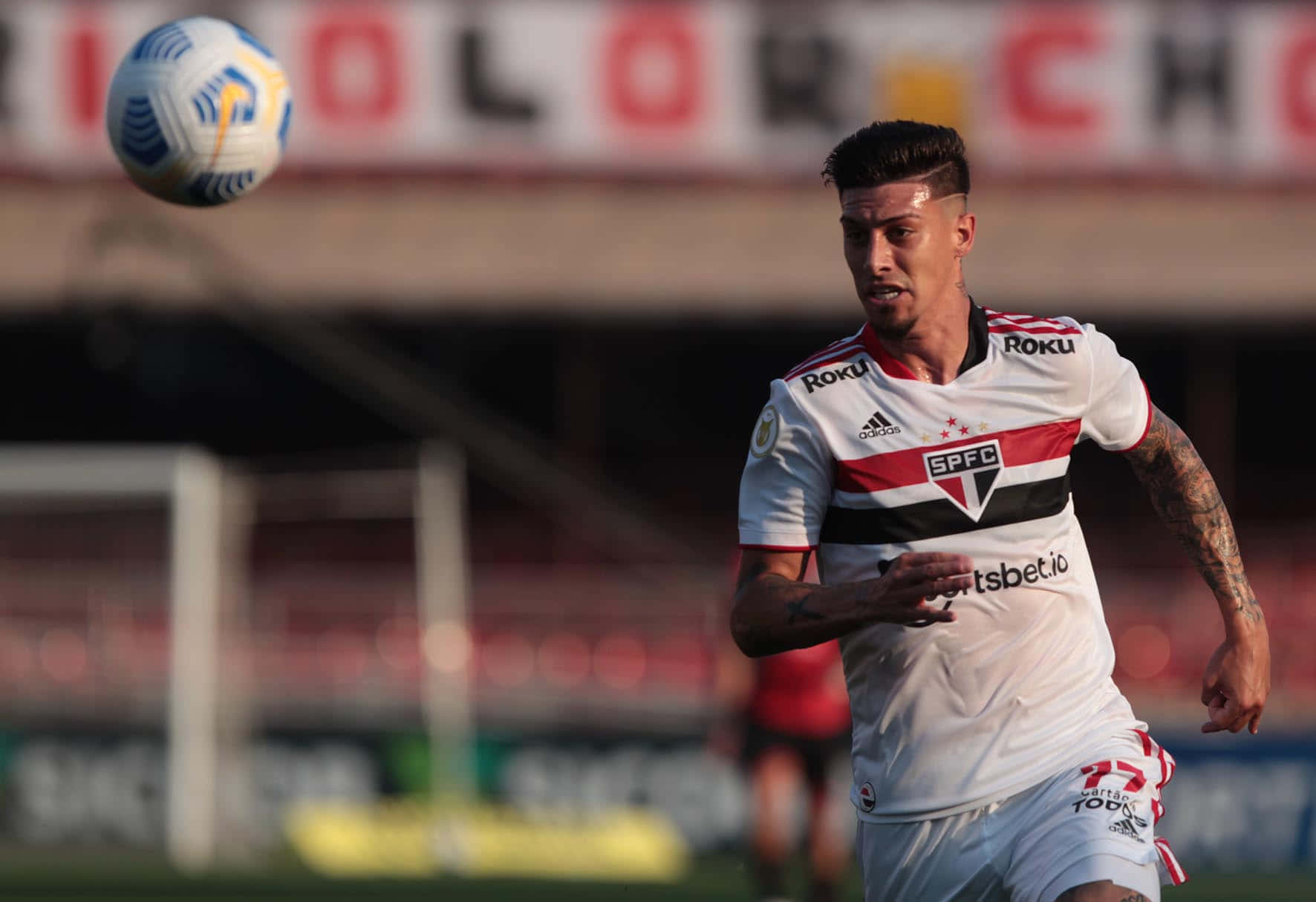 Emiliano Rigoni Boycotts Wallpaper
