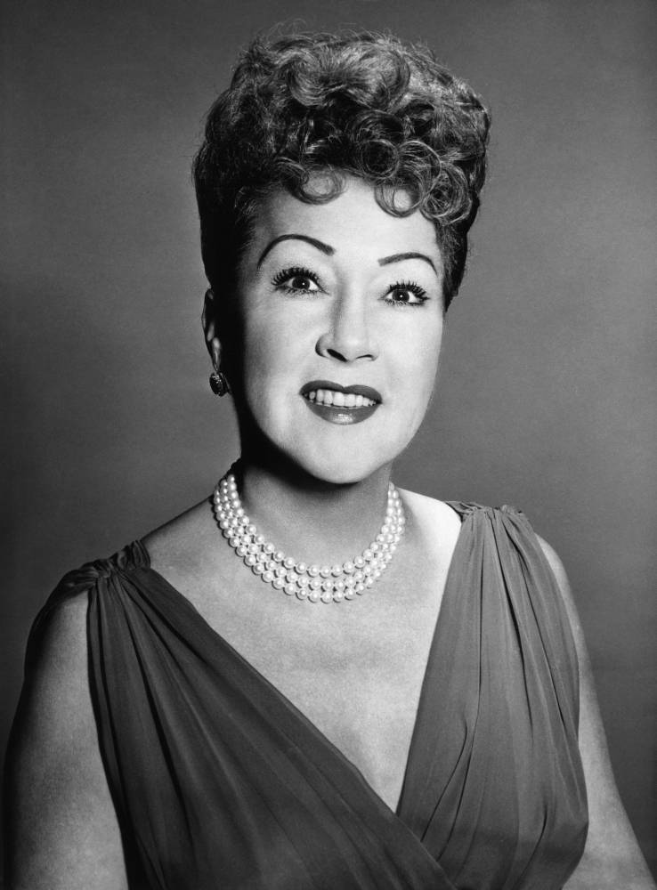 Ethel Merman Black And White Actress Portrait Wallpaper