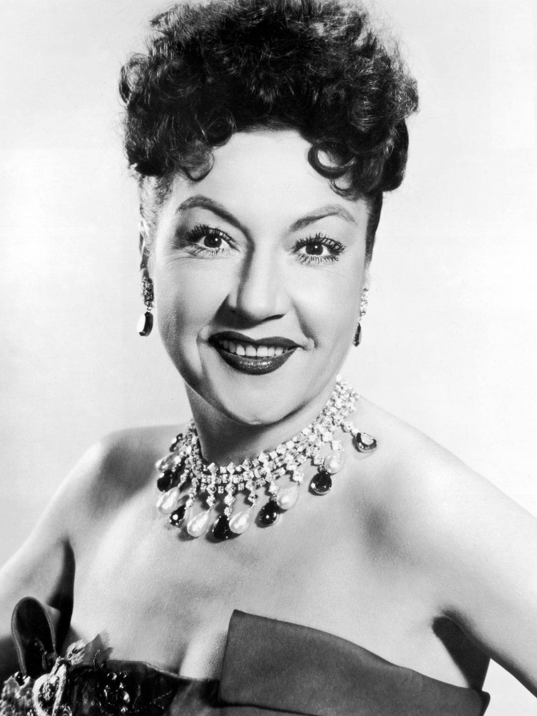 Ethel Merman Classic Performer Portrait Wallpaper