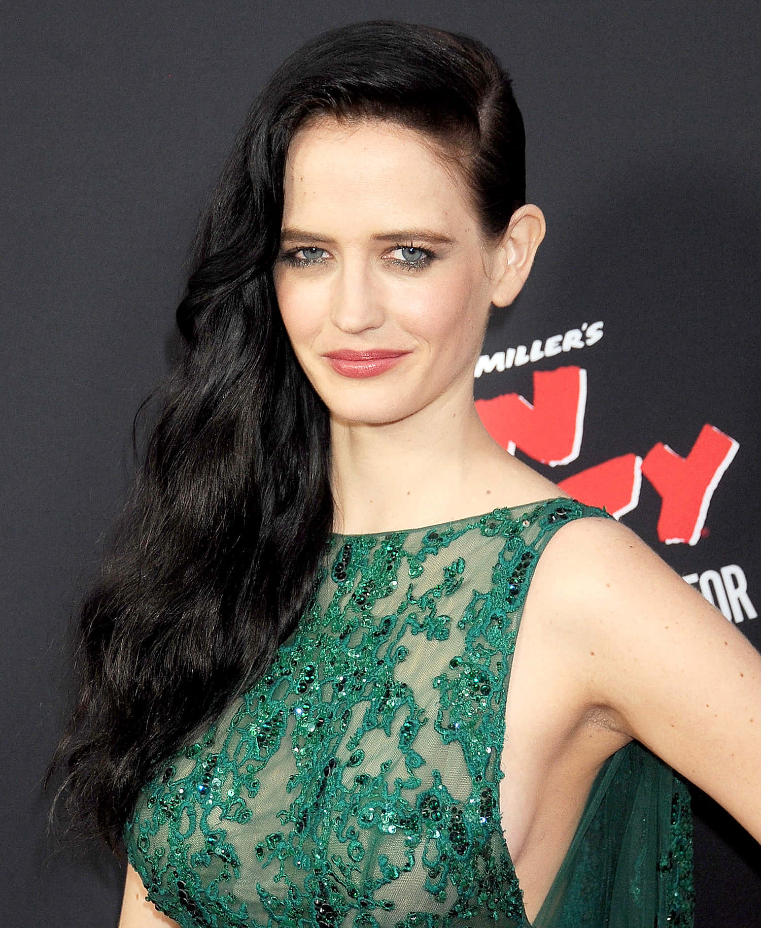 Eva Green Mesmerizing Beauty Wallpaper