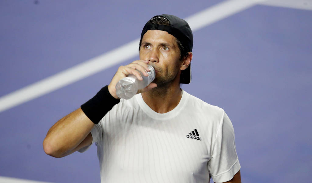 Fernando Verdasco Taking A Drink Wallpaper