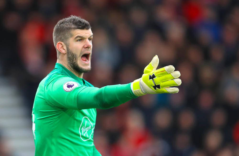 Fraser Forster Holding Out Hand Wallpaper