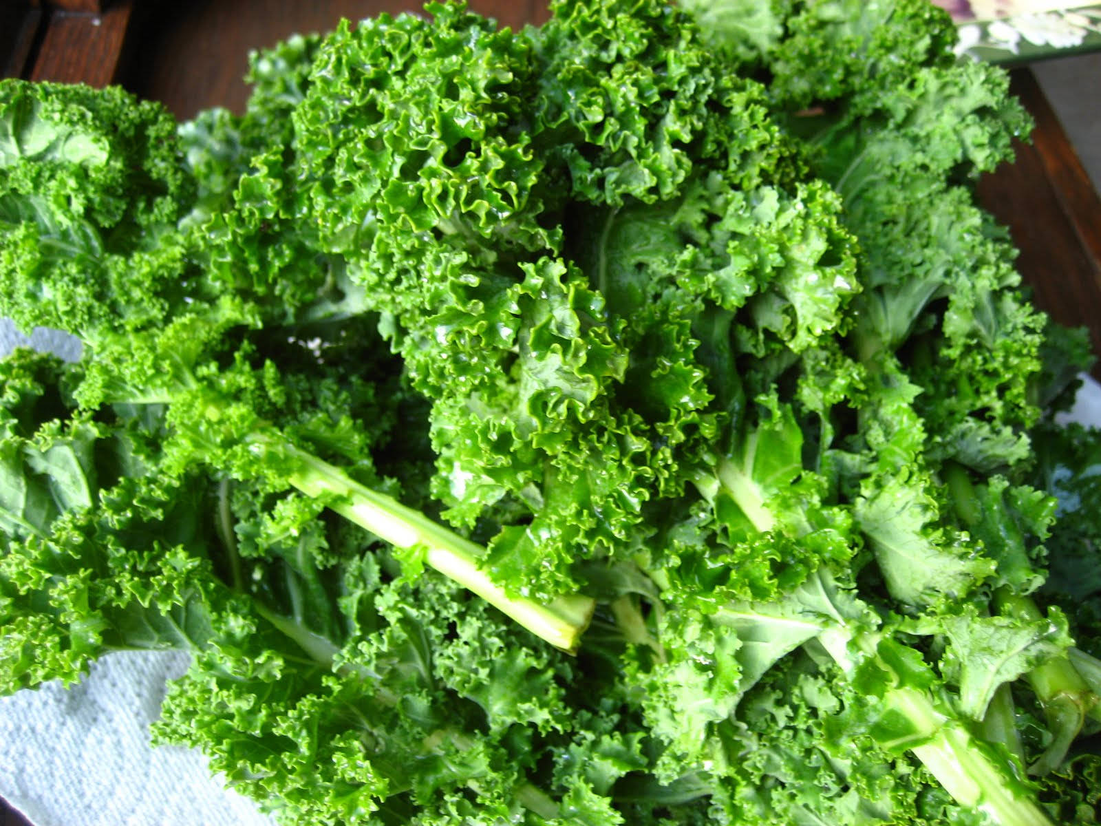 Fresh Kale Vegetables Wallpaper