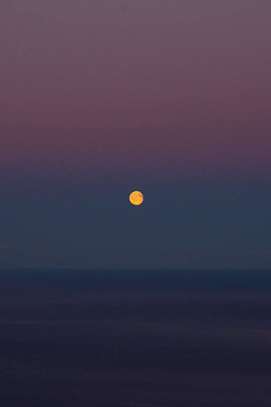 Full Hd Phone Moon Over Sea Wallpaper