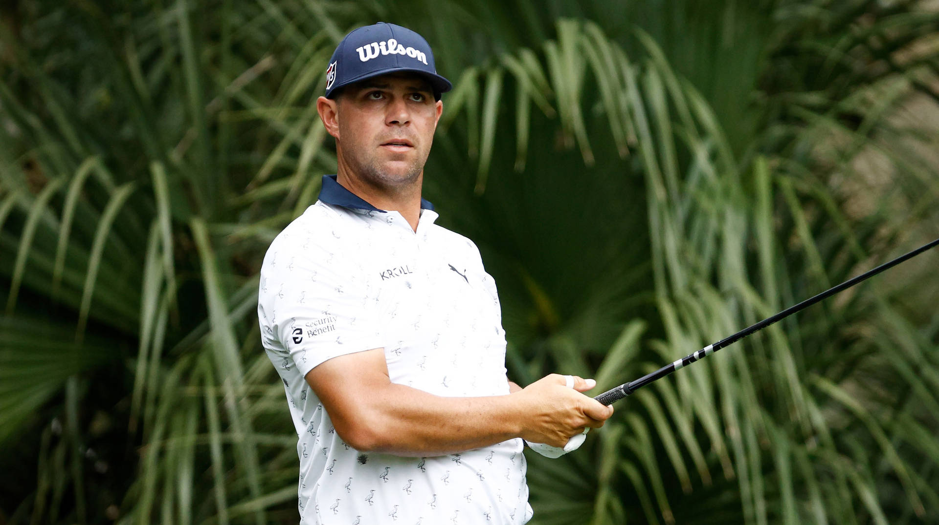 Gary Woodland Looking Up Wallpaper