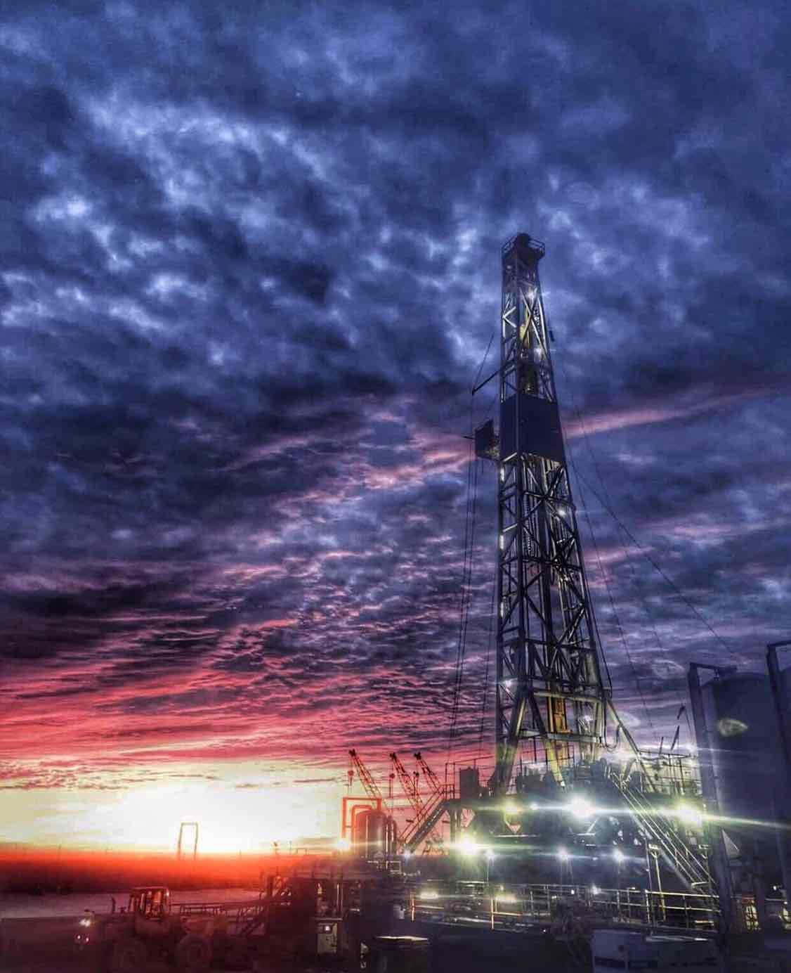 Gas Conservation Global Oil Rig Wallpaper