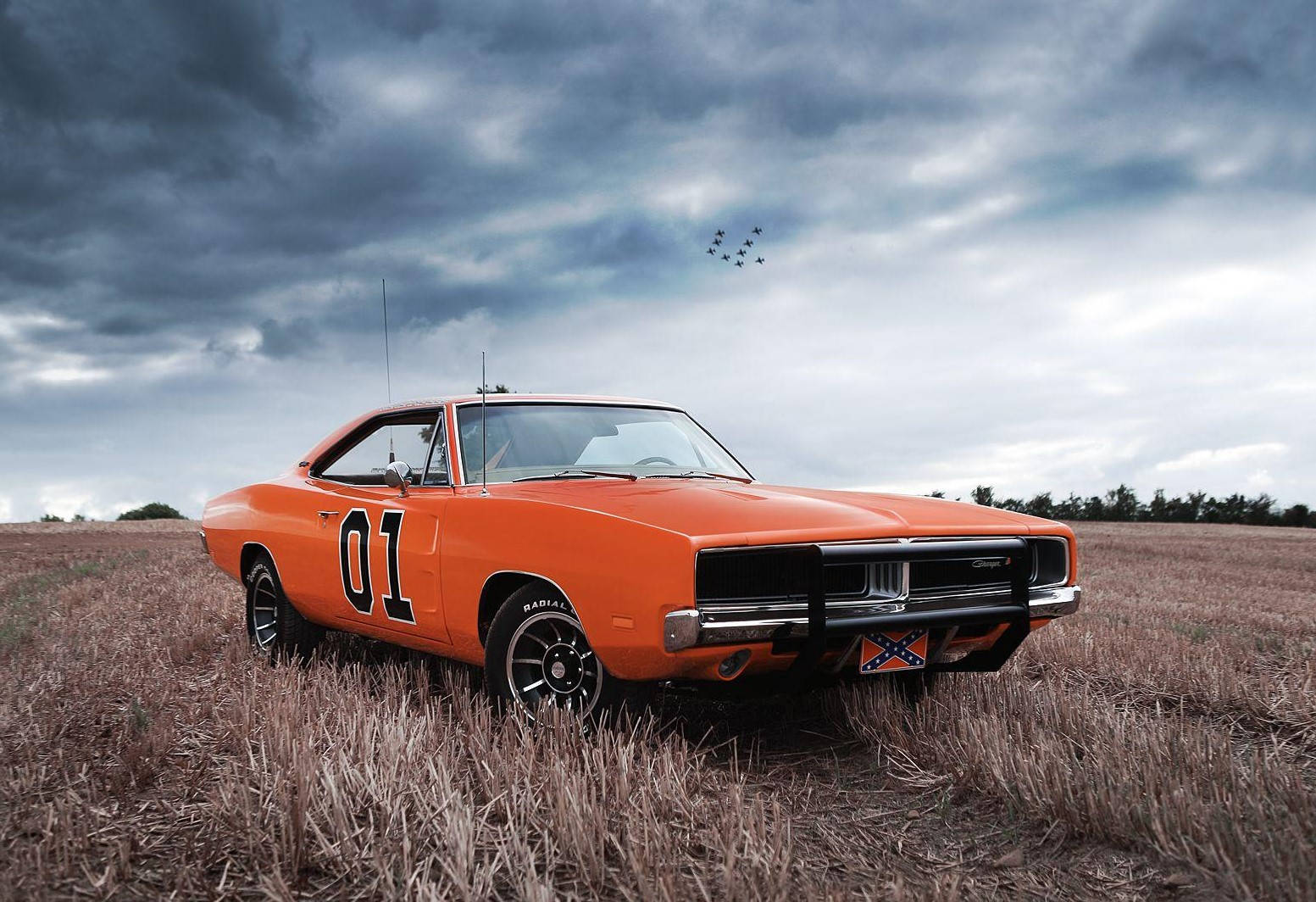 General Lee Car On Field Wallpaper