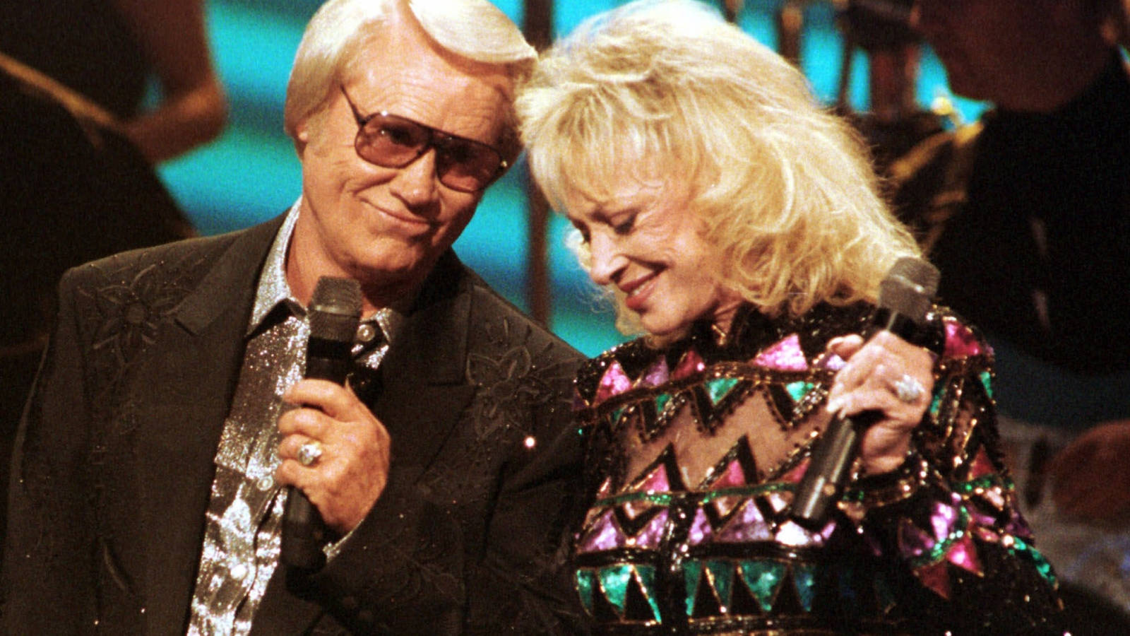 George Jones And Tammy Wynette, Legendary Country Music Icons, Harmonizing In Harmony. Wallpaper