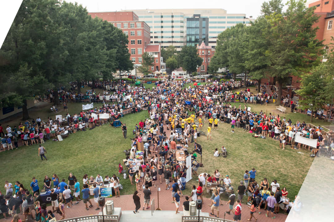 George Washington University Yard With Students Wallpaper