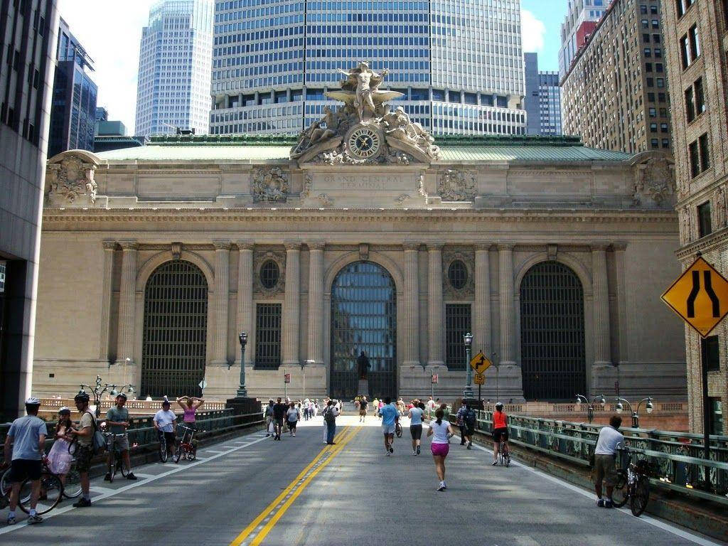 Grand Central Terminal Facade Wallpaper