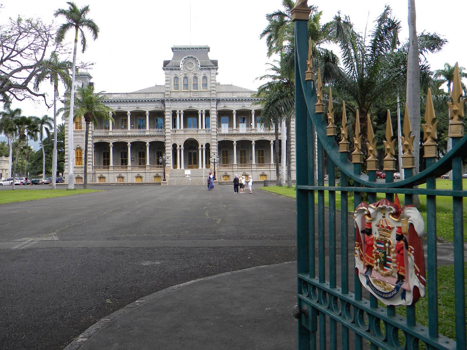 Green Gate Of Iolani Palace Wallpaper