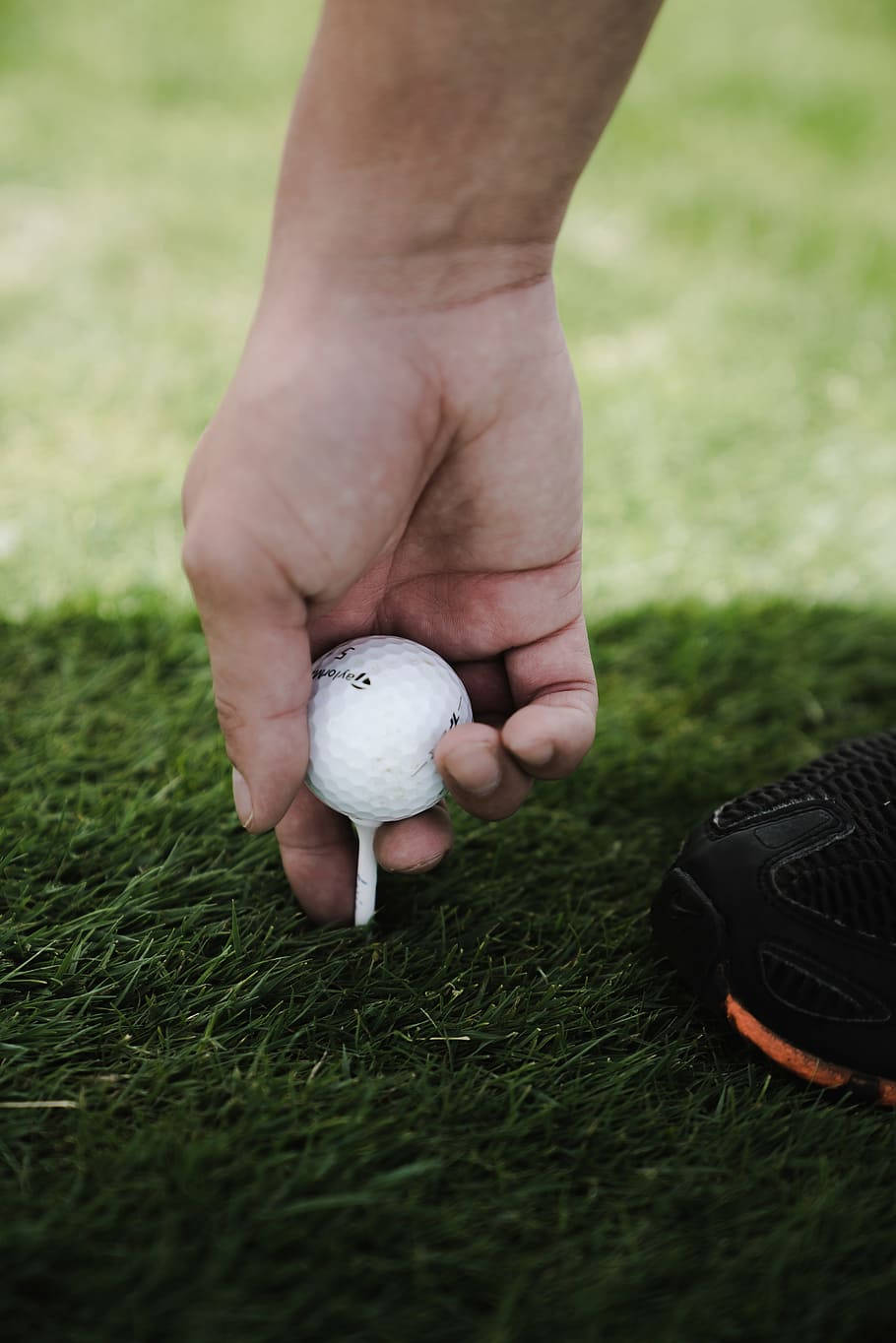 Hand Holding A Ball Golf Phone Wallpaper