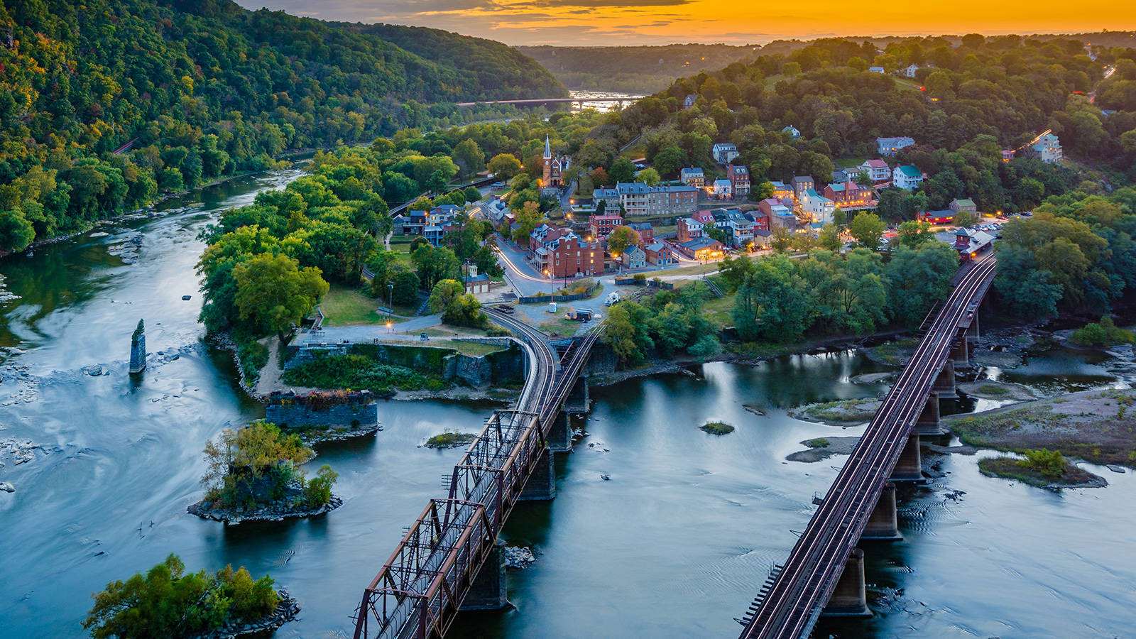 Harpers Ferry National Historical Park Near Chesapeake Wallpaper