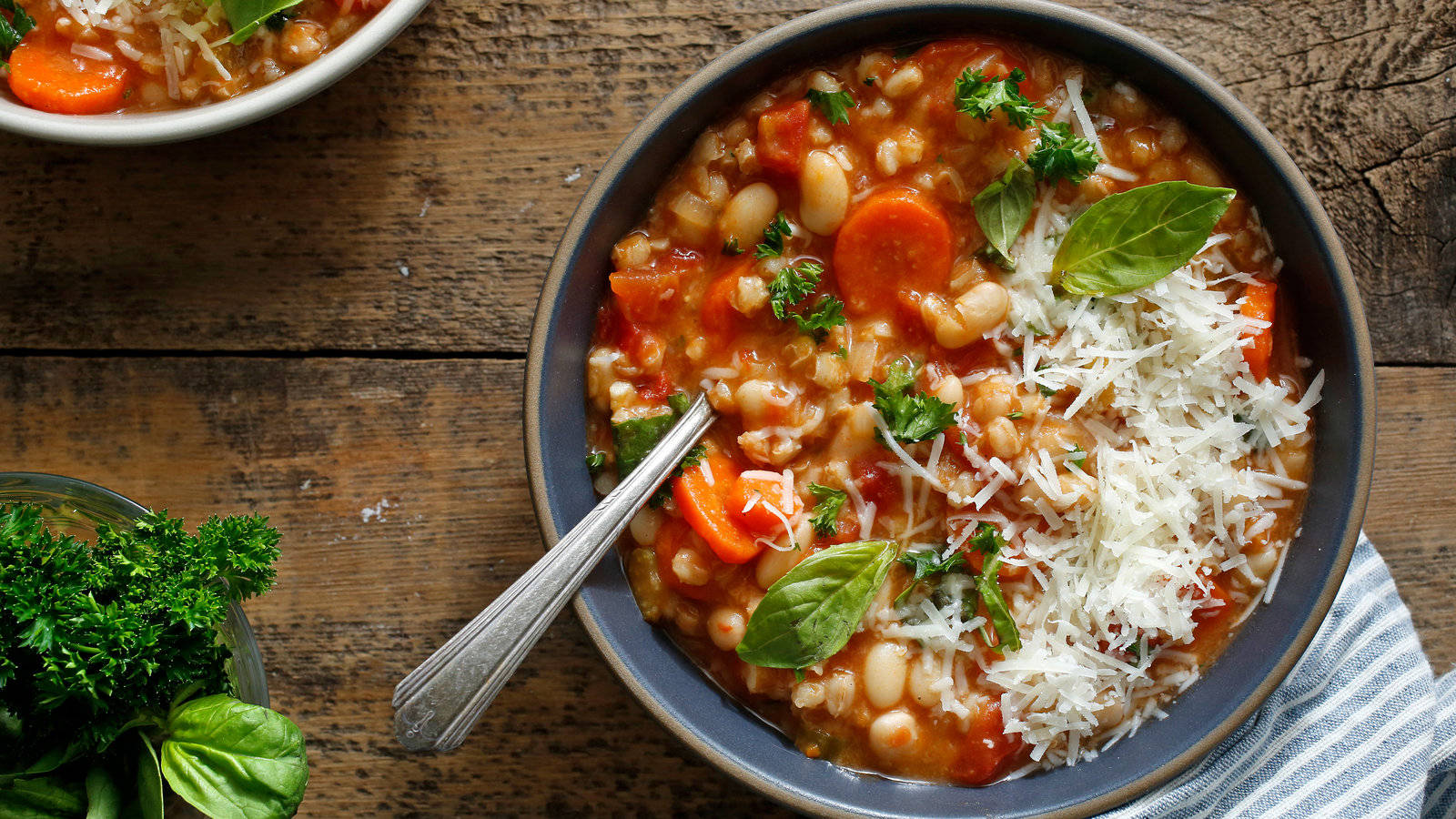 Hearty Tuscan Farro Soup Wallpaper