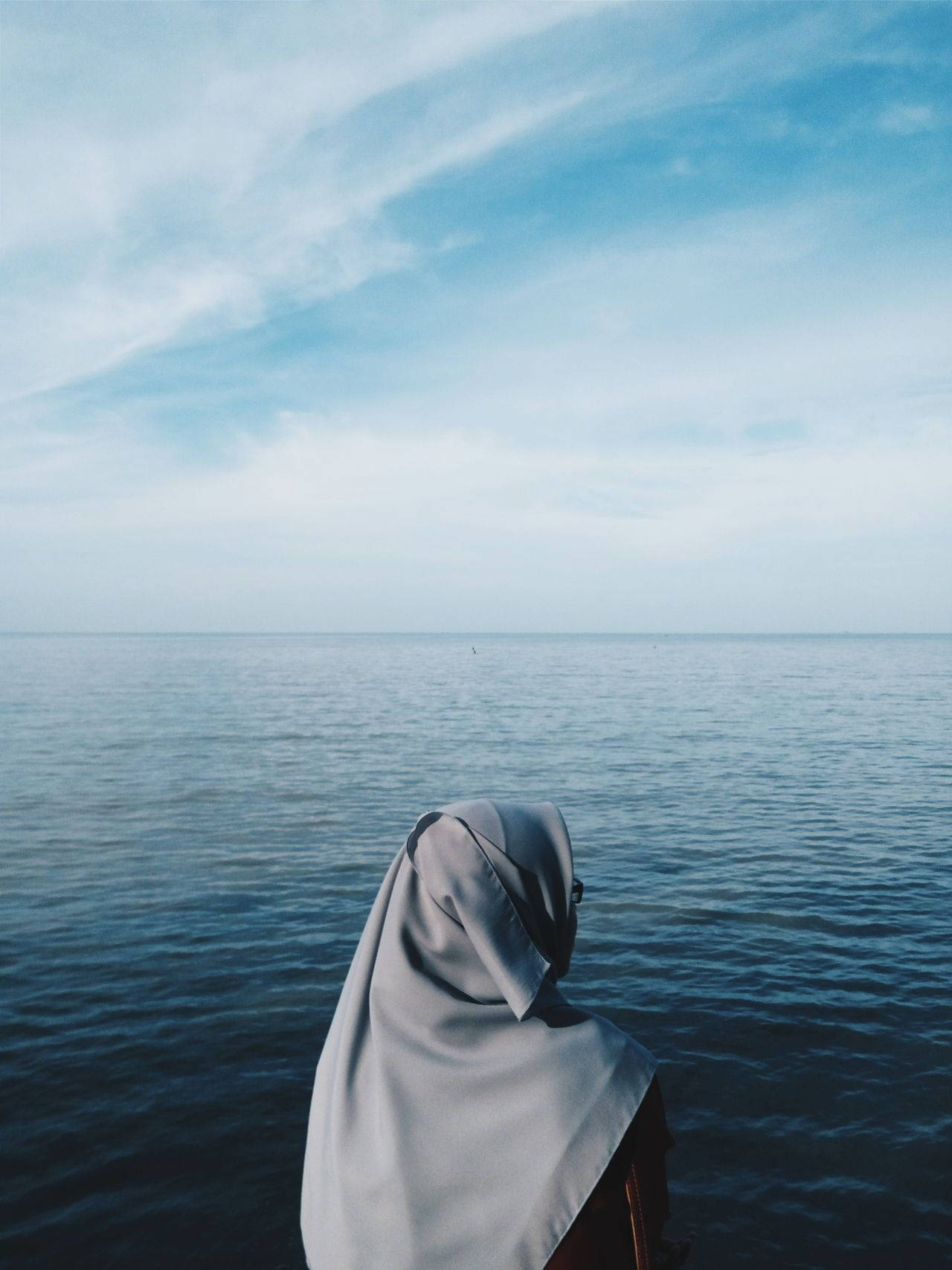 Hijab Girl Horizon Wallpaper