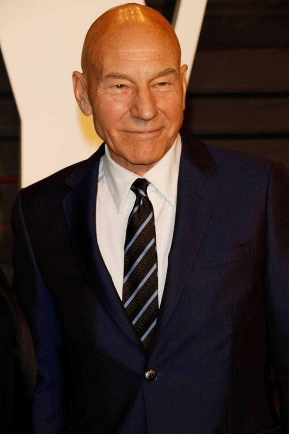 Hollywood Veteran Patrick Stewart Wallpaper