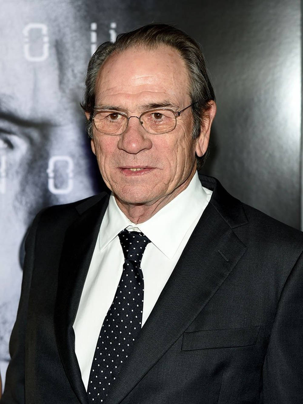 Hollywood Veteran Star Tommy Lee Jones Wallpaper