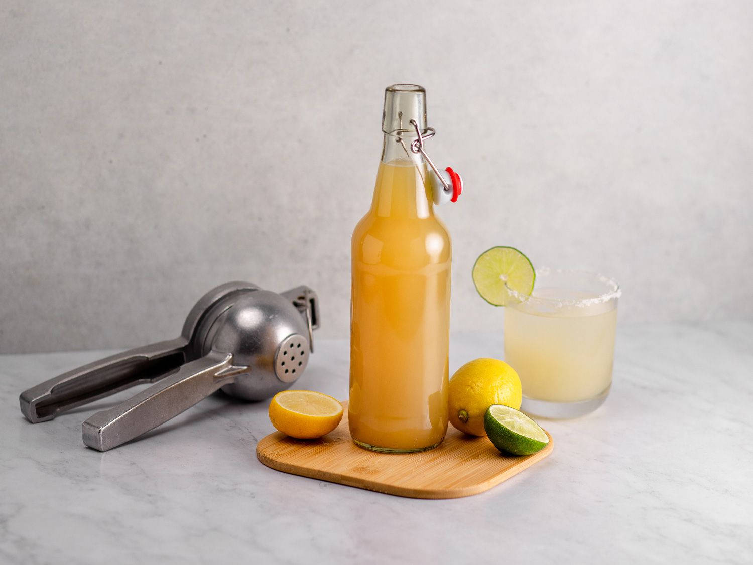 Homemade Sour Lime Juice Wallpaper