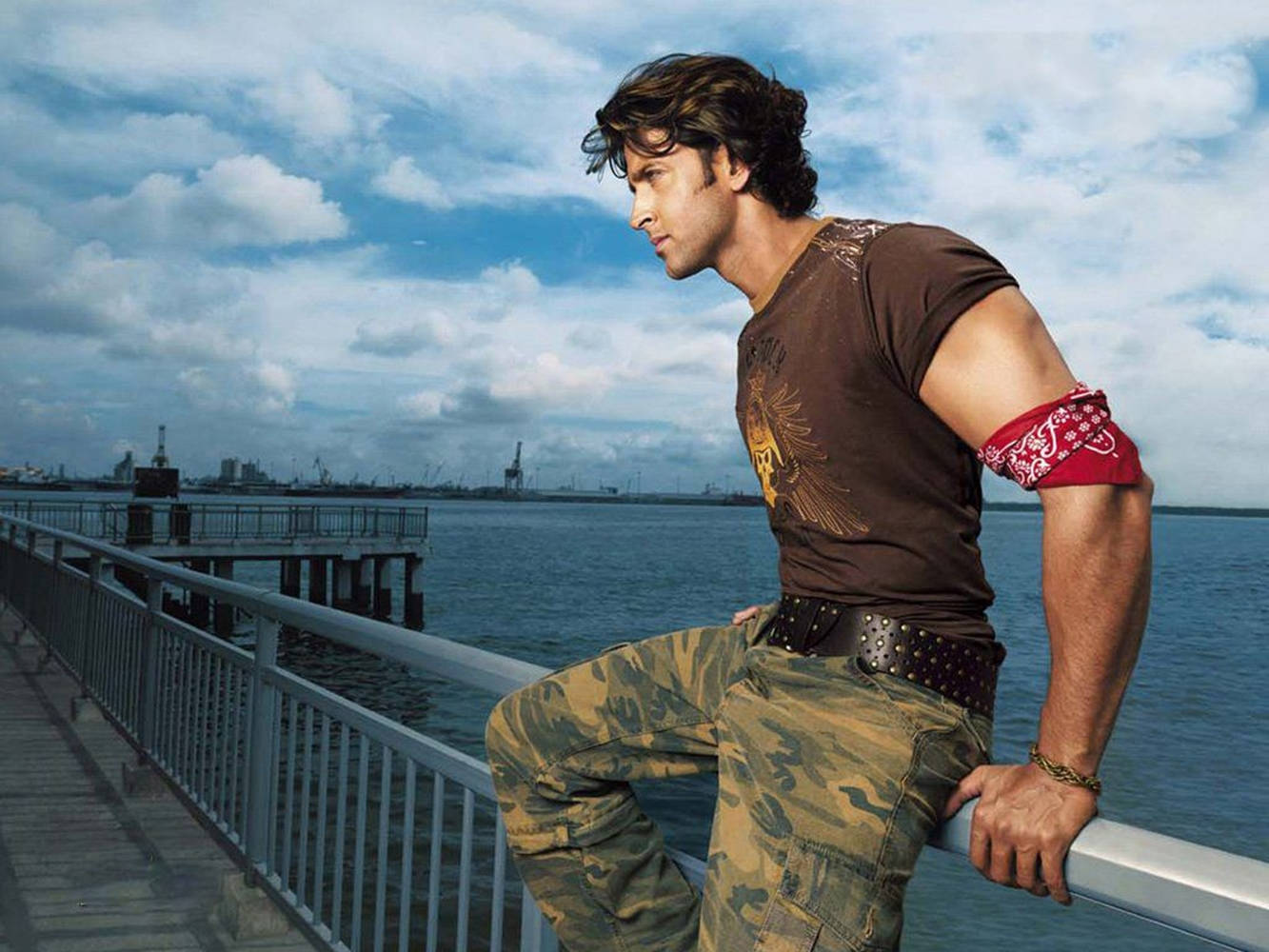 Hrithik Roshan Body In Brown Shirt On Railing Wallpaper