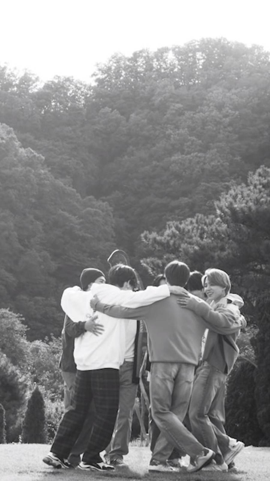 Hugging Bts Group Aesthetic Wallpaper