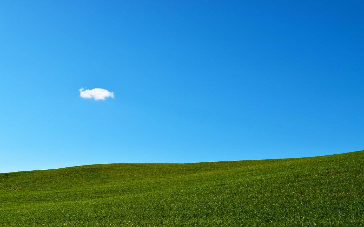 Iconic Windows 95 Bliss Hill Hd Wallpaper