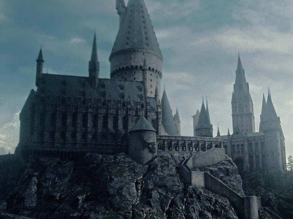 Image The Mysterious And Magical Hogwarts School Of Witchcraft And Wizardry Wallpaper