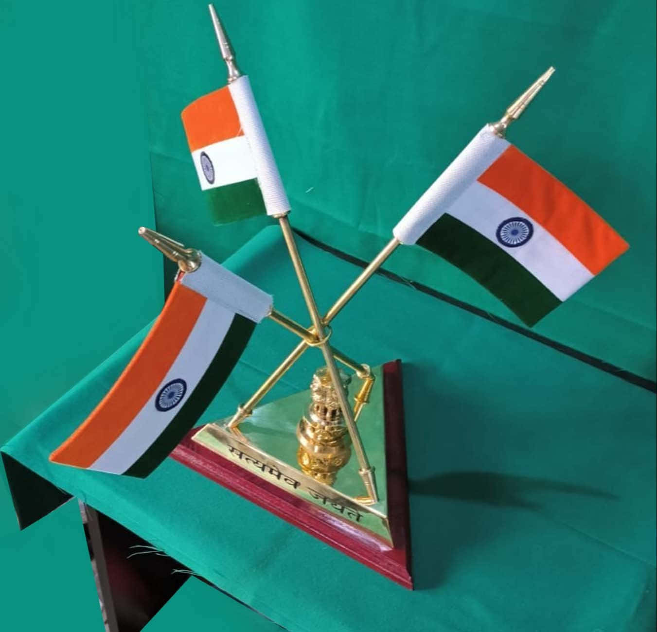 Indian Flag Table Decor Wallpaper