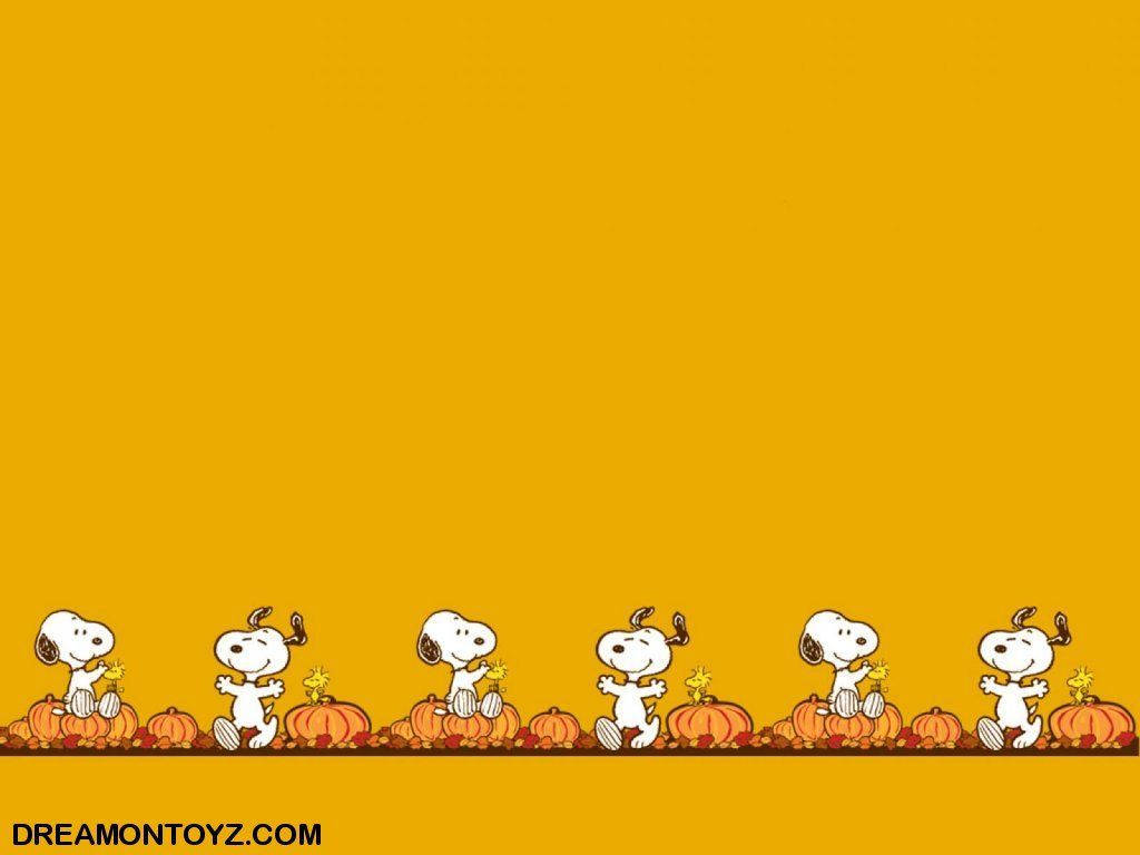 It's Time For Snoopy To Get Spooky In His Costume For Halloween! Wallpaper