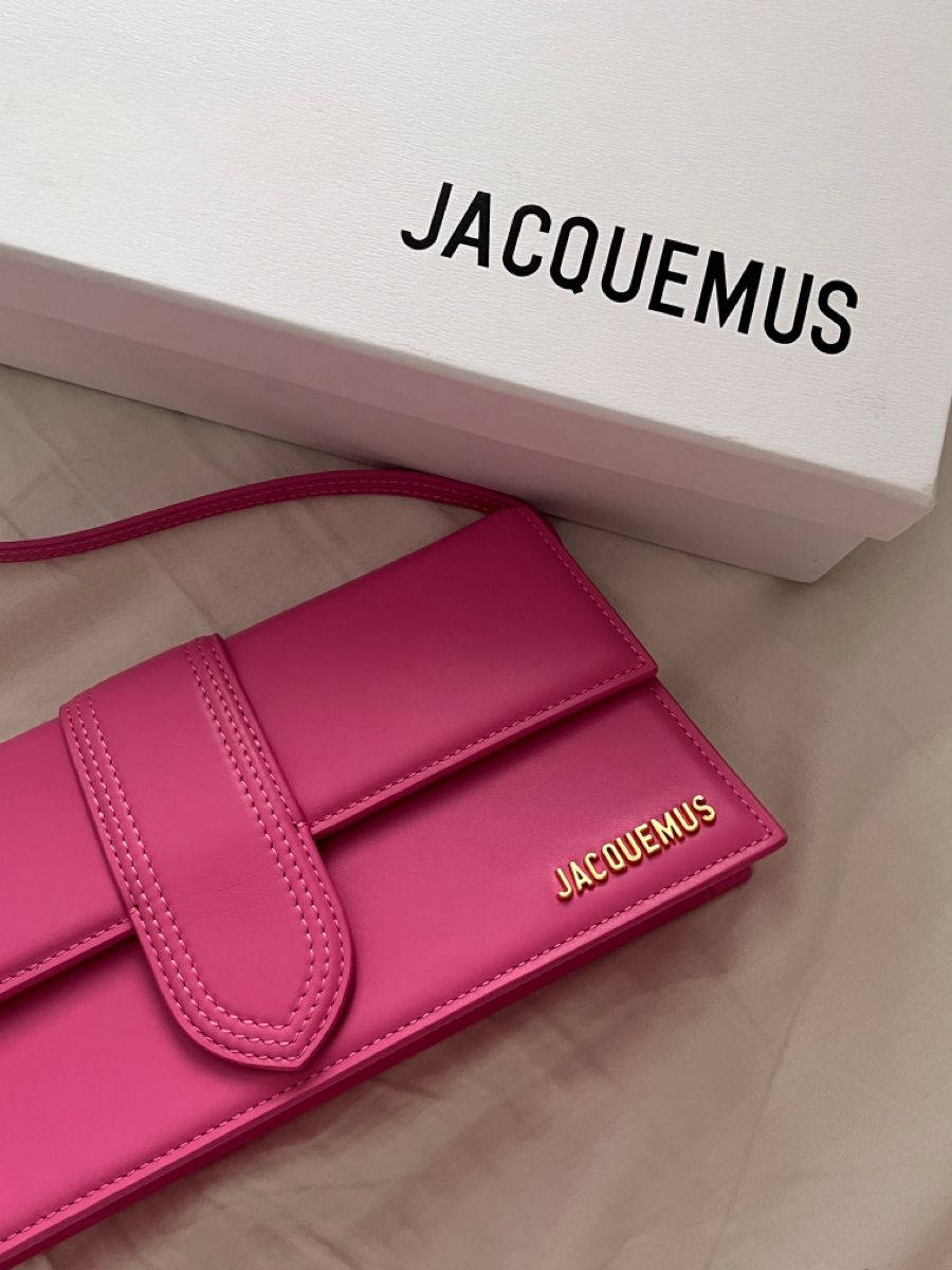 Jacquemus Pink Le Bambino Bag Wallpaper