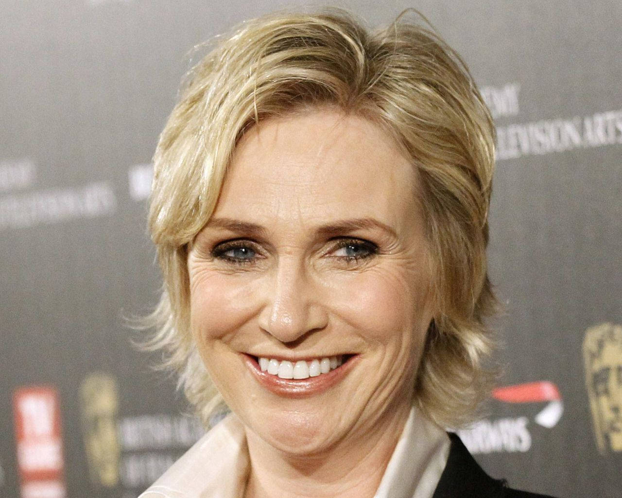 Jane Lynch Actor Smiling Wallpaper