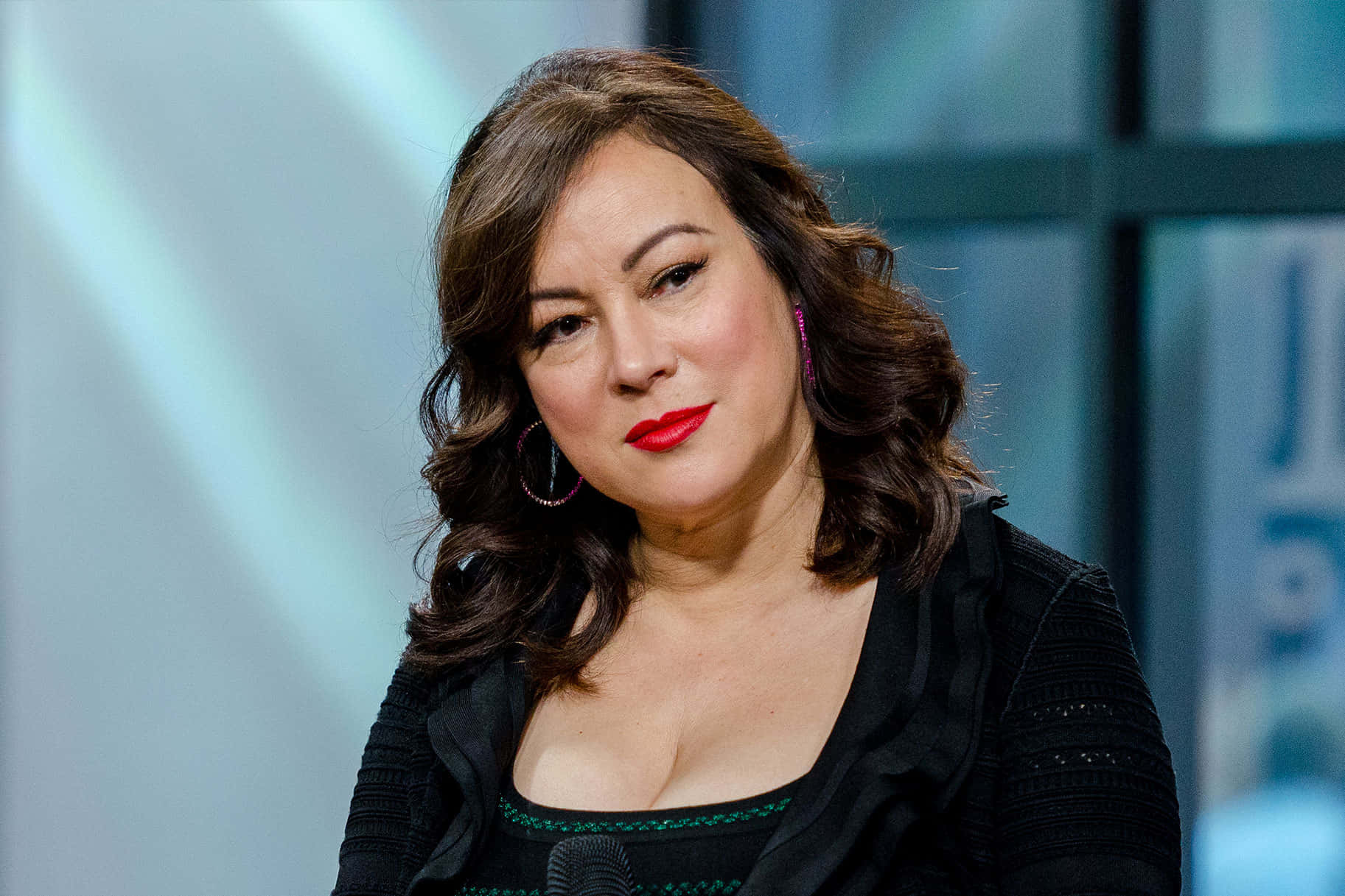 Jennifer Tilly Interview Portrait Wallpaper