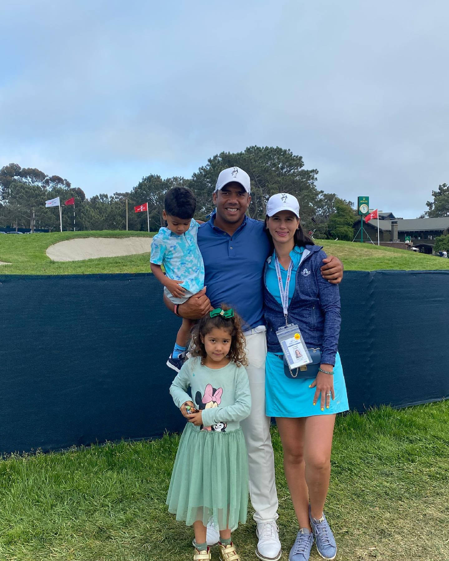 Jhonattan Vegas Wife And Kids Wallpaper