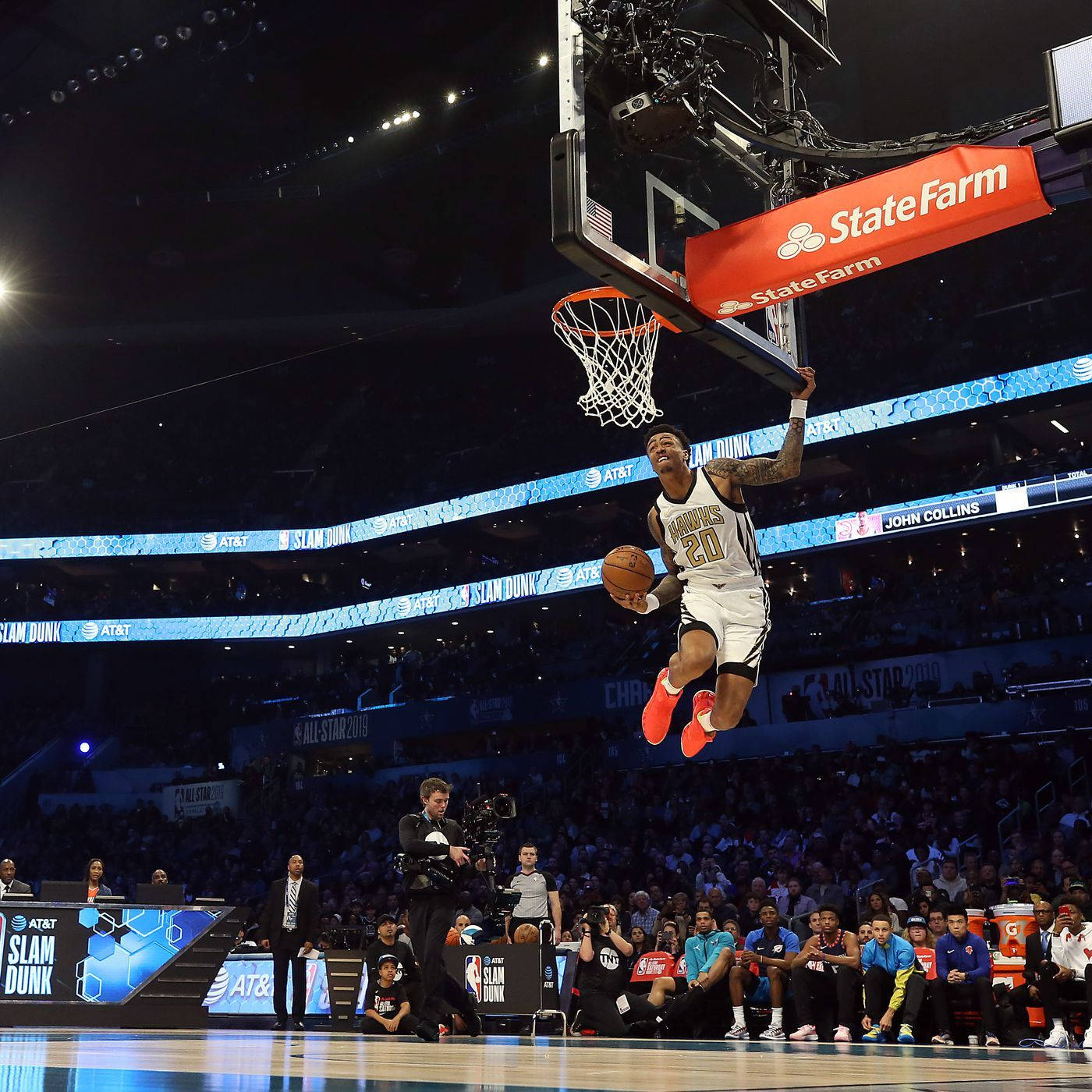 John Collins In His Remarkable Dunk Wallpaper